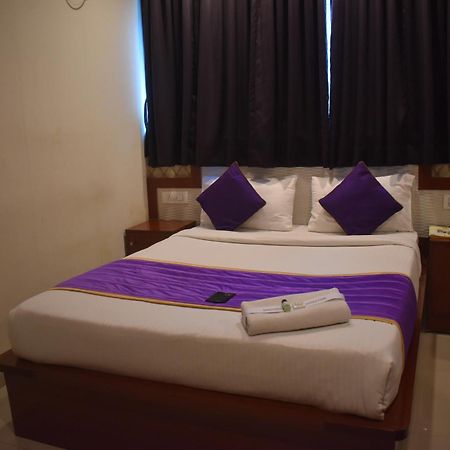 Hotel Ur Comforts Jayanagar Бангалор Экстерьер фото