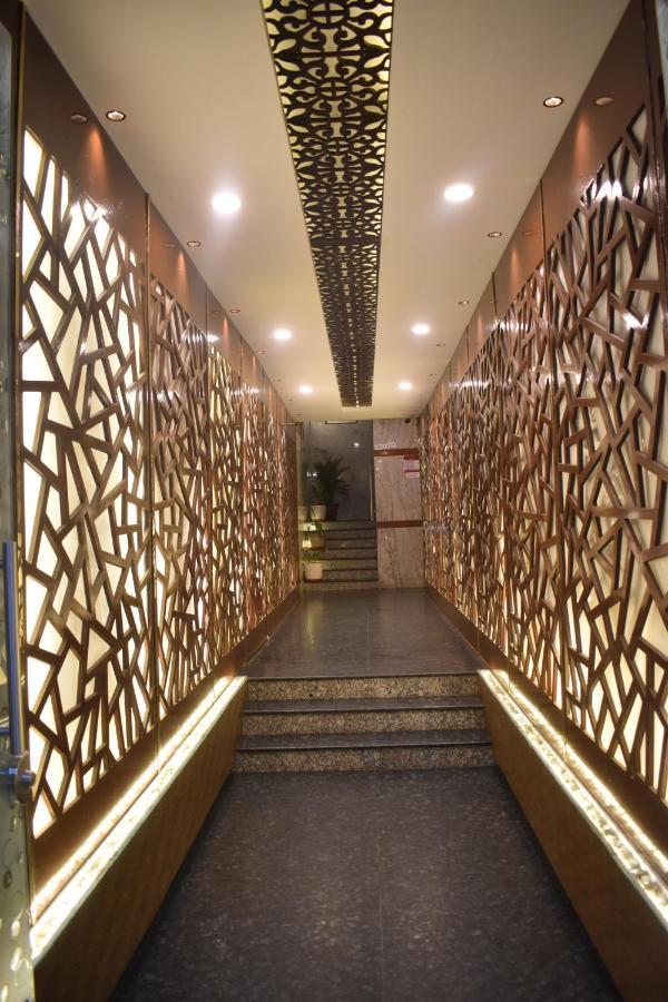 Hotel Ur Comforts Jayanagar Бангалор Экстерьер фото