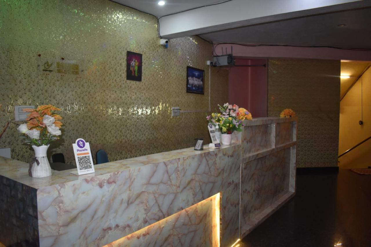 Hotel Ur Comforts Jayanagar Бангалор Экстерьер фото