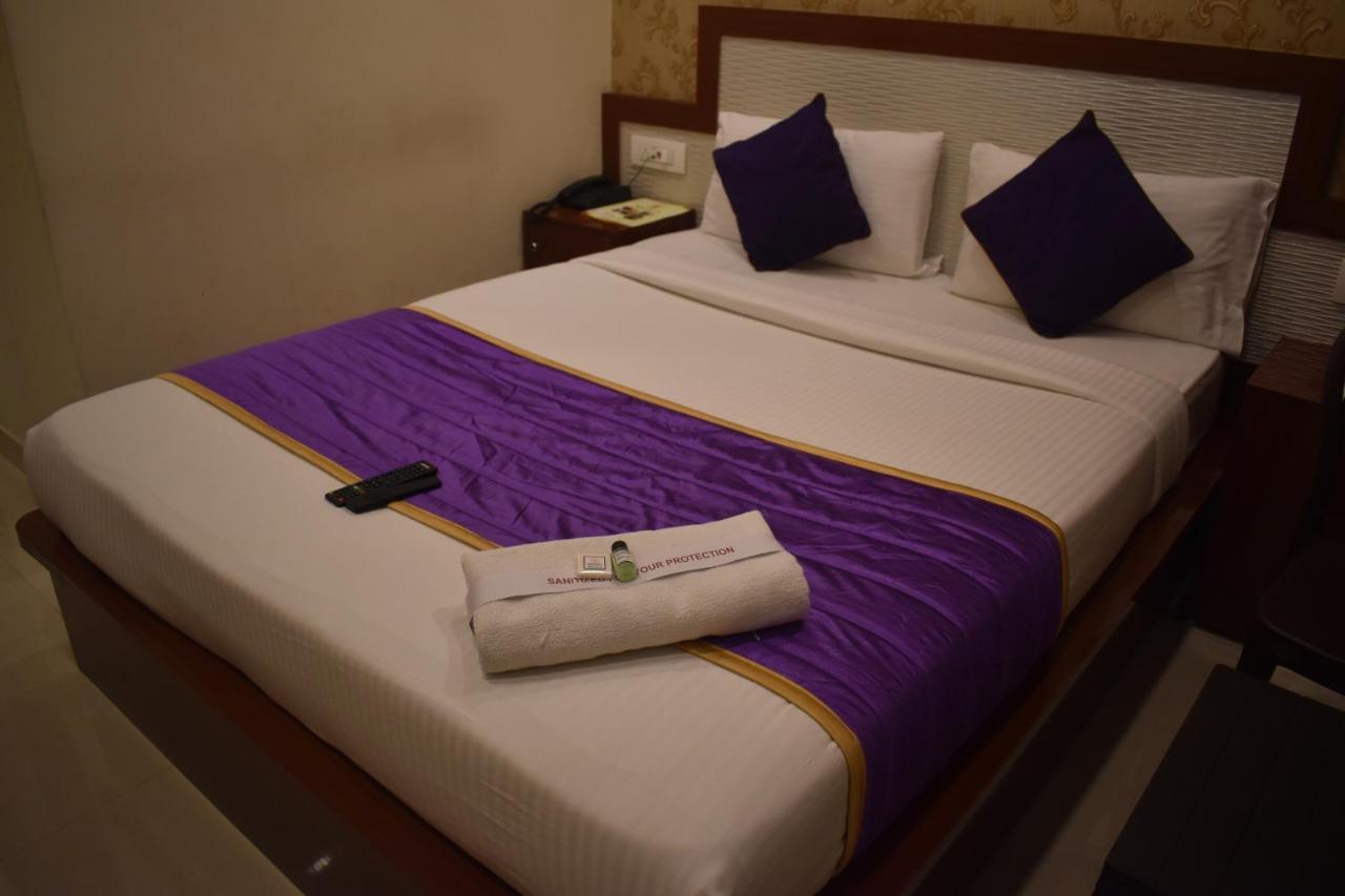 Hotel Ur Comforts Jayanagar Бангалор Экстерьер фото