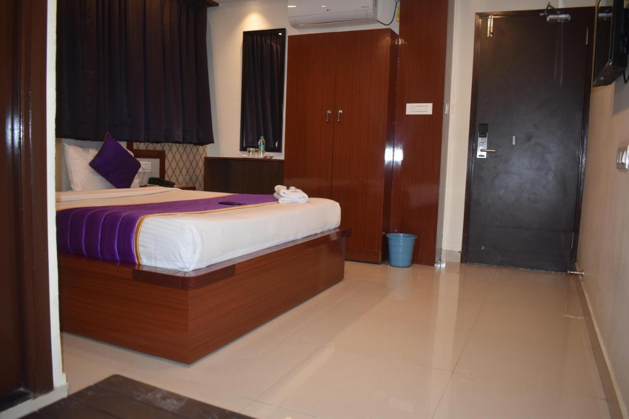 Hotel Ur Comforts Jayanagar Бангалор Экстерьер фото